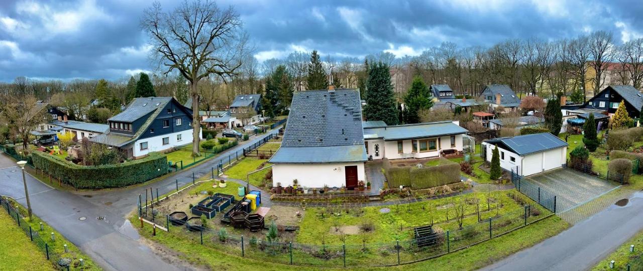 Ferienwohnung Waldstadt Потсдам Экстерьер фото